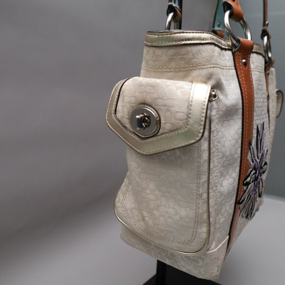 Coach 2006 Signature Bee Flower Tote - Picture 5 of 6